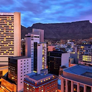 southern-sun-cape-sun.hotels-capetown.com/