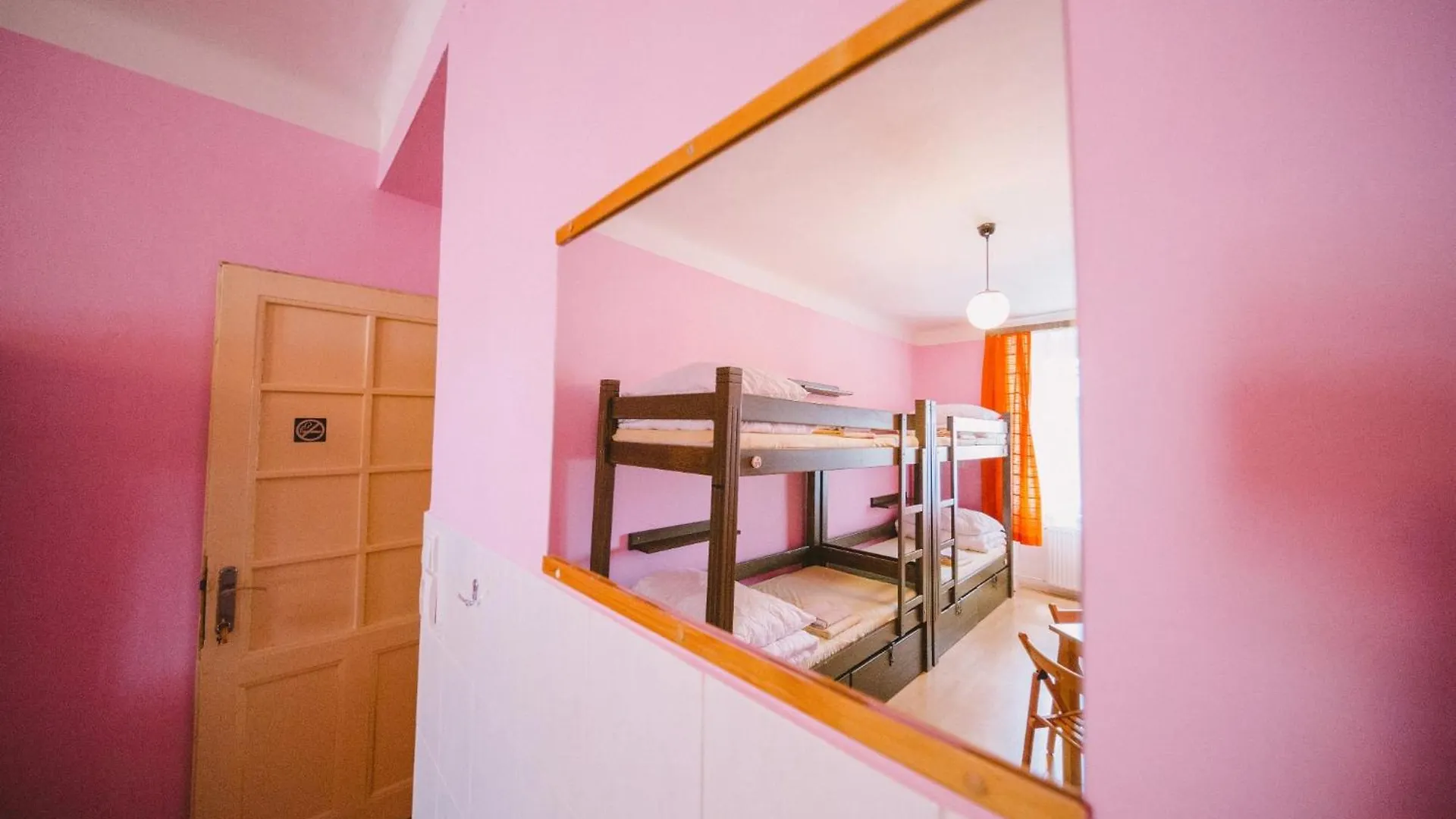 Hostel Dakura Prague